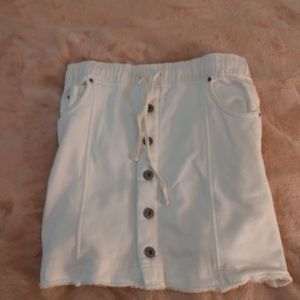 💕3 FOR $30- Grey State, Size XS White Skirt
